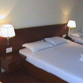 Priya Residency Hotel Secunderabad Ngoại thất bức ảnh